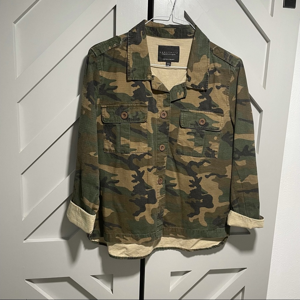 Army print button jacket